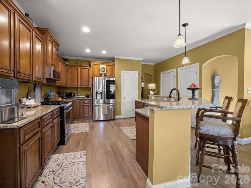 21 Jeff Drive, Asheville, NC 28806.  MLS# CAR4349335, YatesRealty ID 4034. 
