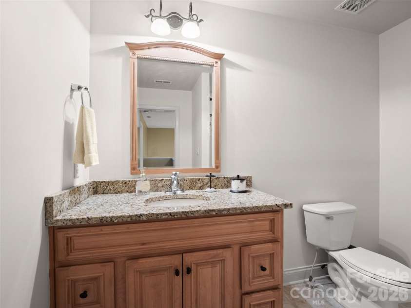 21 Jeff Drive, Asheville, NC 28806.  MLS# CAR4349335, YatesRealty ID 4034. 