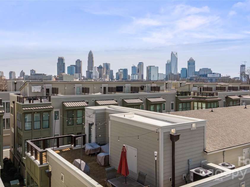 324 Uptown West Drive, Charlotte, NC 28208.  MLS# CAR4242690, YatesRealty ID 4034. 