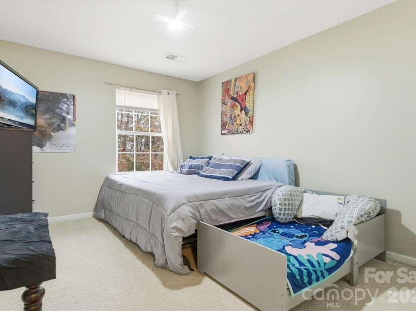 7715 Abigail Glen Drive, Charlotte, NC 28212.  MLS# CAR4324481, YatesRealty ID 4034. 3rd Bedroom