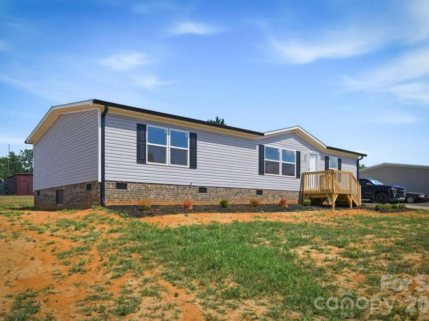 1874 Mesa Drive, Vale, NC 28168.  MLS# CAR4406076, YatesRealty ID 40341. 