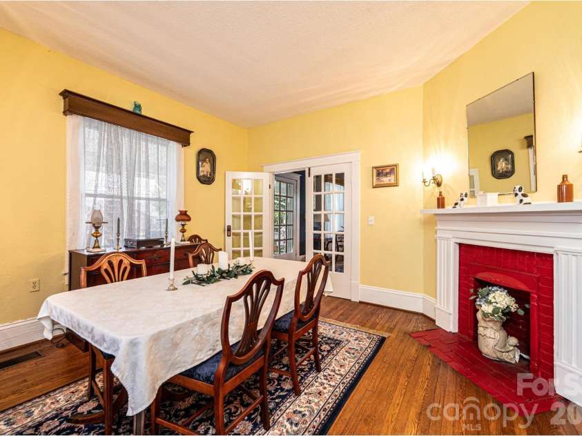 720 Main Avenue, Newton, NC 28658.  MLS# CAR4400536, YatesRealty ID 40342. Formal dining room