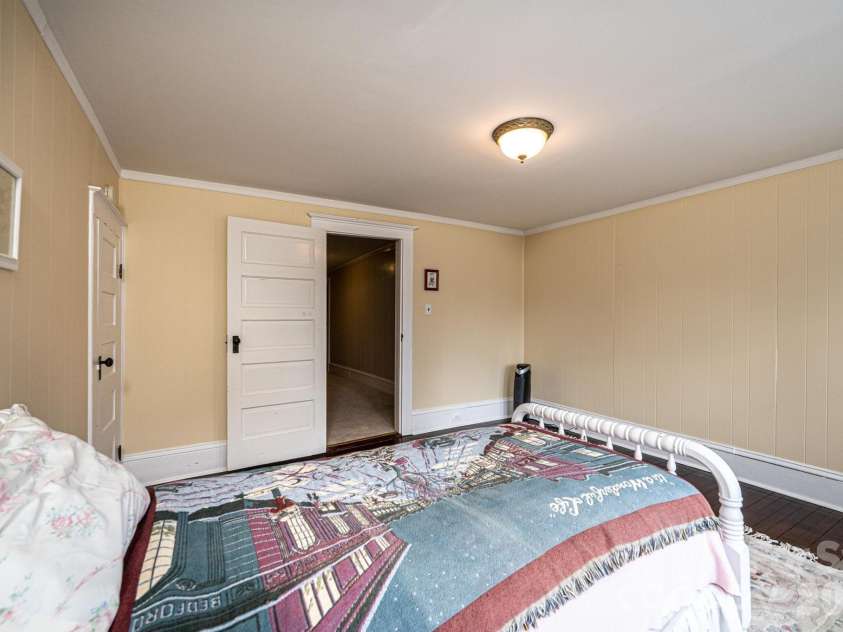 720 Main Avenue, Newton, NC 28658.  MLS# CAR4400536, YatesRealty ID 40342. Upper Bedroom
