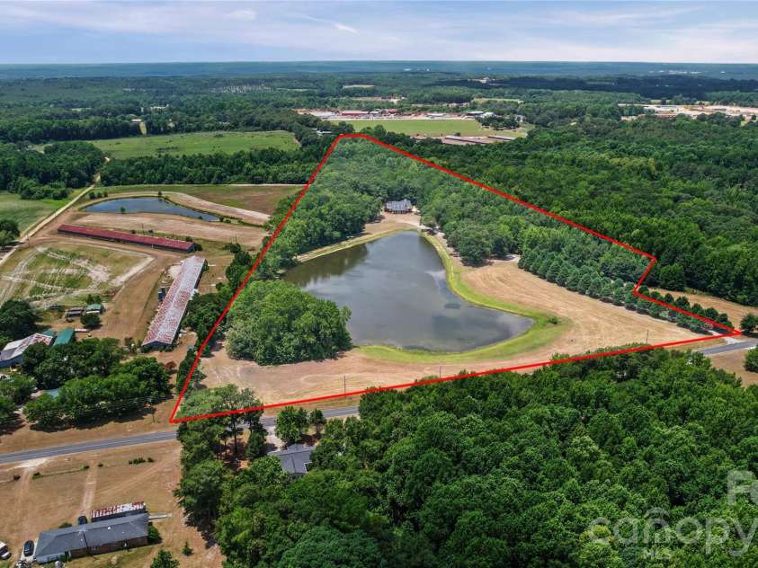 5453 White Plains Church Road, Pageland, SC 29728.  MLS# CAR4400925, YatesRealty ID 40343. 