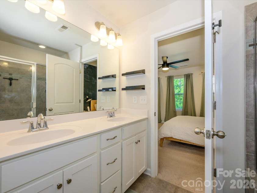 11546 Red Rust Lane, Charlotte, NC 28277.  MLS# CAR4397788, YatesRealty ID 40345. 