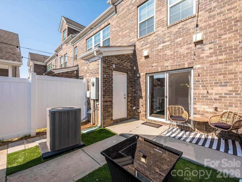 11546 Red Rust Lane, Charlotte, NC 28277.  MLS# CAR4397788, YatesRealty ID 40345. 