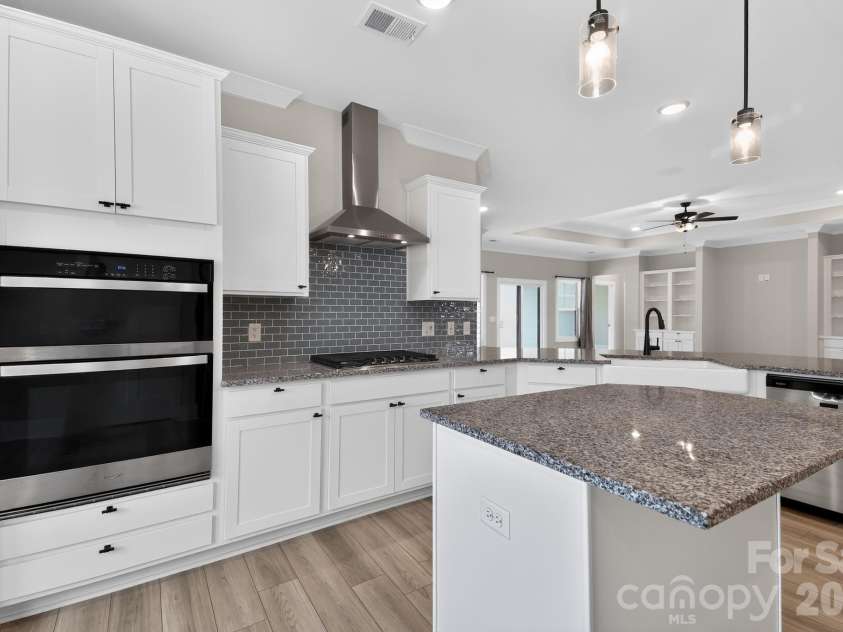 41 Elk Run Court, Chapin, SC 29036.  MLS# CAR4408996, YatesRealty ID 40348. 