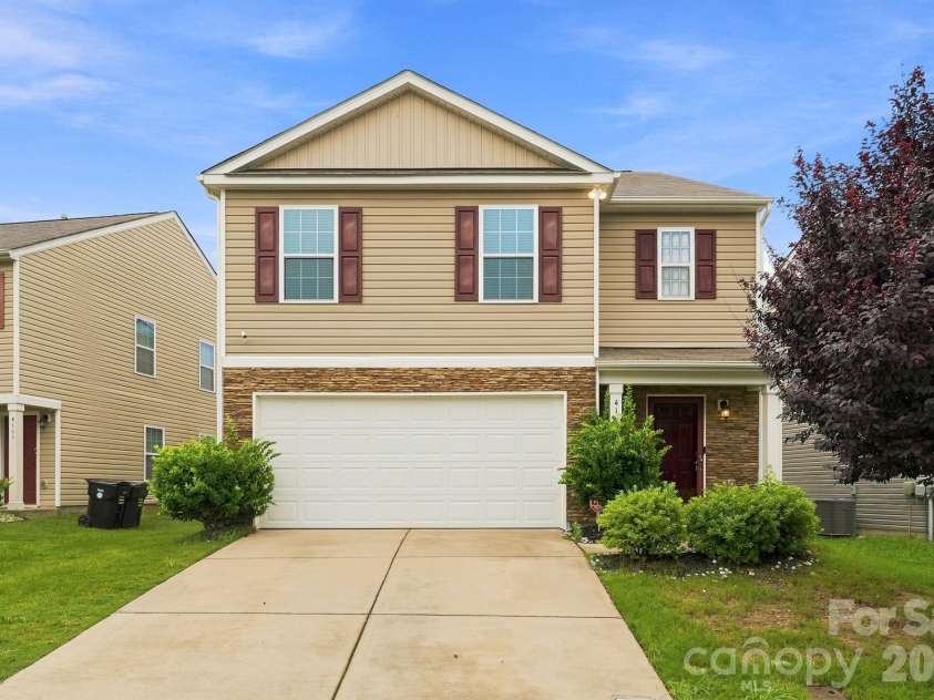 4169 Long Arrow Drive, Concord, NC 28025.  MLS# CAR4406911, YatesRealty ID 40349. 