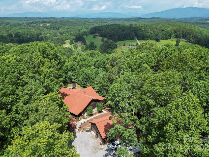279 Outback Trail, Nebo, NC 28761.  MLS# CAR4277769, YatesRealty ID 4035. 