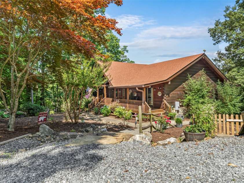 279 Outback Trail, Nebo, NC 28761.  MLS# CAR4277769, YatesRealty ID 4035. 