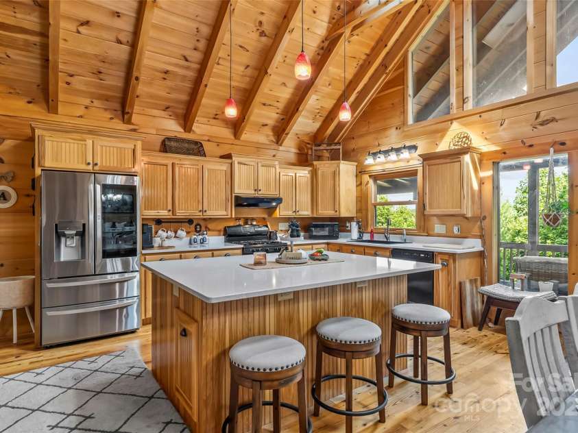 279 Outback Trail, Nebo, NC 28761.  MLS# CAR4277769, YatesRealty ID 4035. 