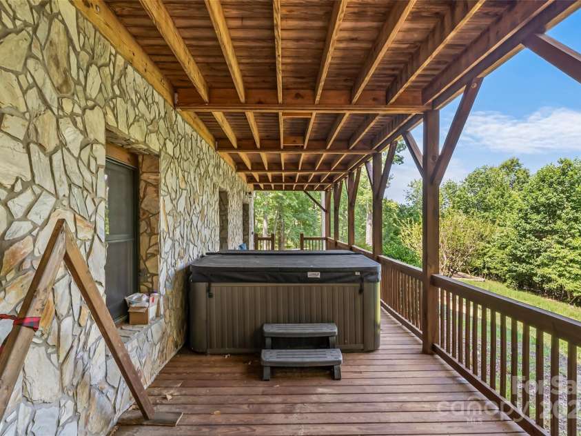 279 Outback Trail, Nebo, NC 28761.  MLS# CAR4277769, YatesRealty ID 4035. Basement deck