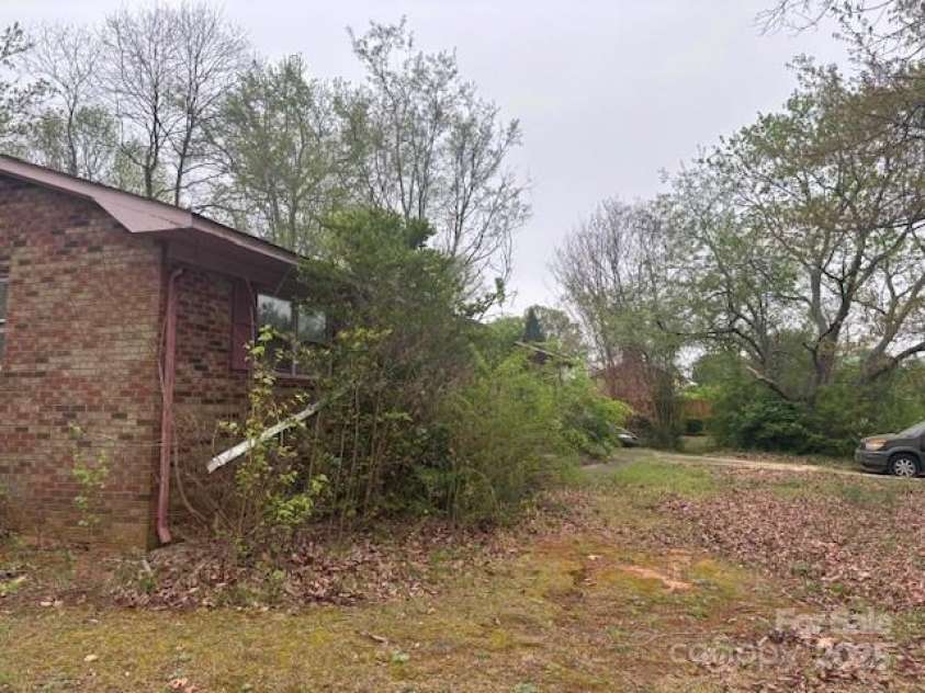 307 Brook Street, Salisbury, NC 28146.  MLS# CAR4242824, YatesRealty ID 4035. 