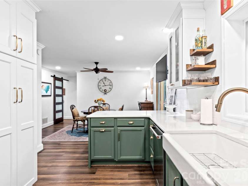 1889 Faculty Drive, Winston Salem, NC 27106.  MLS# CAR4401379, YatesRealty ID 40351. 
