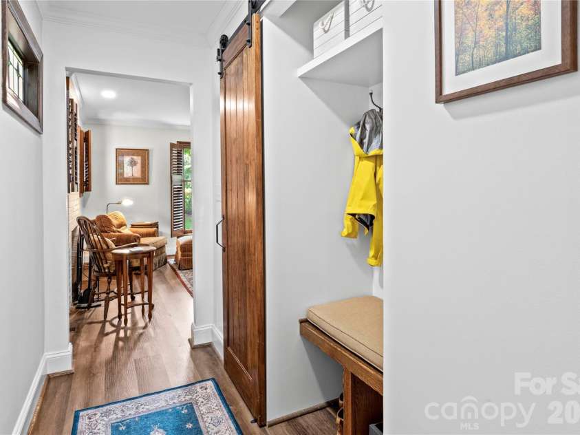 1889 Faculty Drive, Winston Salem, NC 27106.  MLS# CAR4401379, YatesRealty ID 40351. 