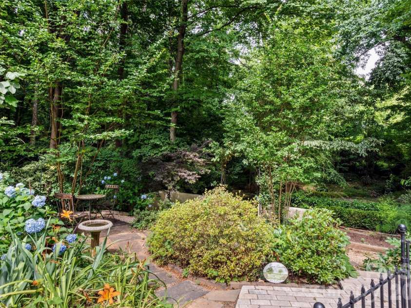 1889 Faculty Drive, Winston Salem, NC 27106.  MLS# CAR4401379, YatesRealty ID 40351. 
