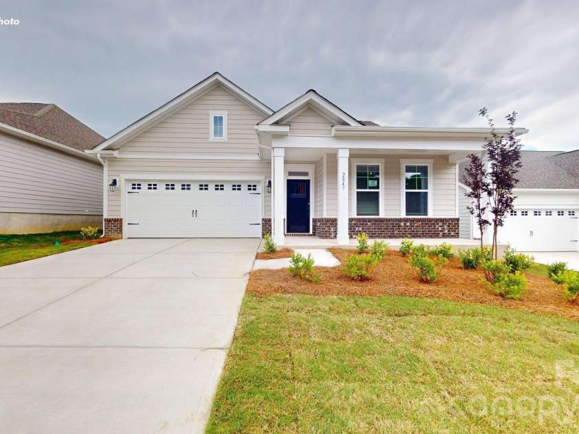 3244 Oberon Street, York, SC 29745.  MLS# CAR4408360, YatesRealty ID 40353. 