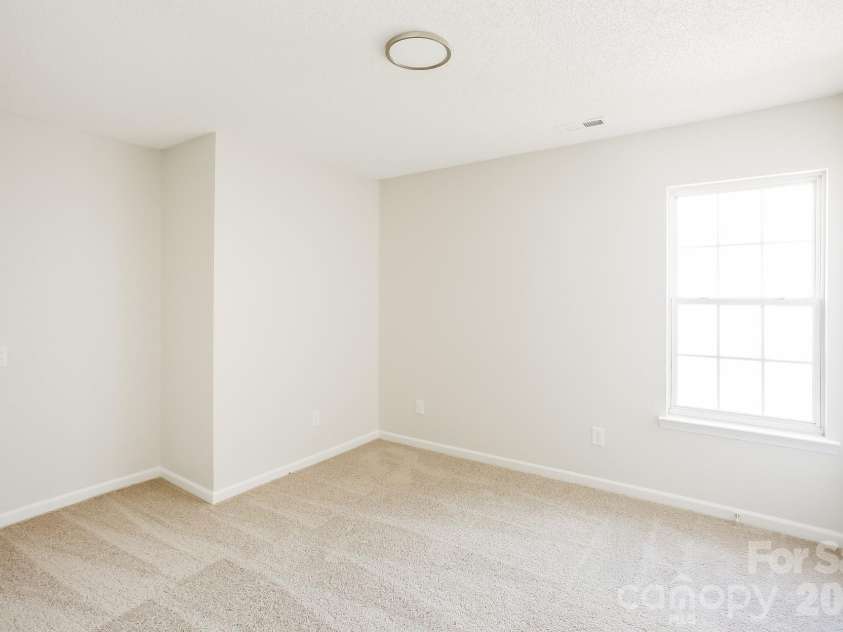 11003 Pointer Ridge Drive, Charlotte, NC 28214.  MLS# CAR4391624, YatesRealty ID 40354. 