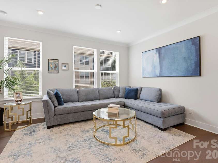 2009 Federation Court, Charlotte, NC 28205.  MLS# CAR4406325, YatesRealty ID 40355. 