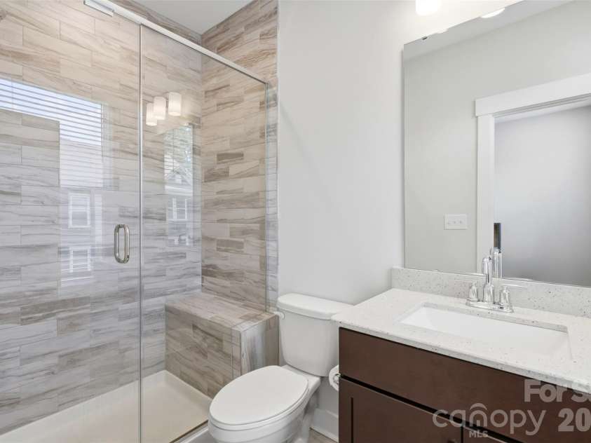 2009 Federation Court, Charlotte, NC 28205.  MLS# CAR4406325, YatesRealty ID 40355. 