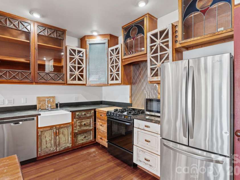 57 Broadway Street, Asheville, NC 28801.  MLS# CAR4405443, YatesRealty ID 40356. Industrial and Eclectic