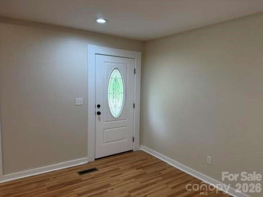 299 US 221 Highway, Marion, NC 28752.  MLS# CAR4408802, YatesRealty ID 40357. 