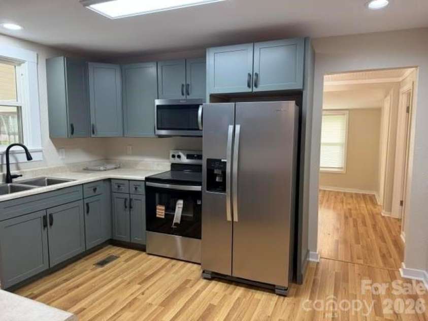 299 US 221 Highway, Marion, NC 28752.  MLS# CAR4408802, YatesRealty ID 40357. 