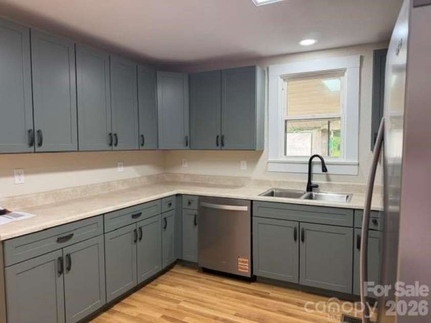 299 US 221 Highway, Marion, NC 28752.  MLS# CAR4408802, YatesRealty ID 40357. 
