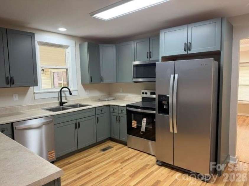 299 US 221 Highway, Marion, NC 28752.  MLS# CAR4408802, YatesRealty ID 40357. 