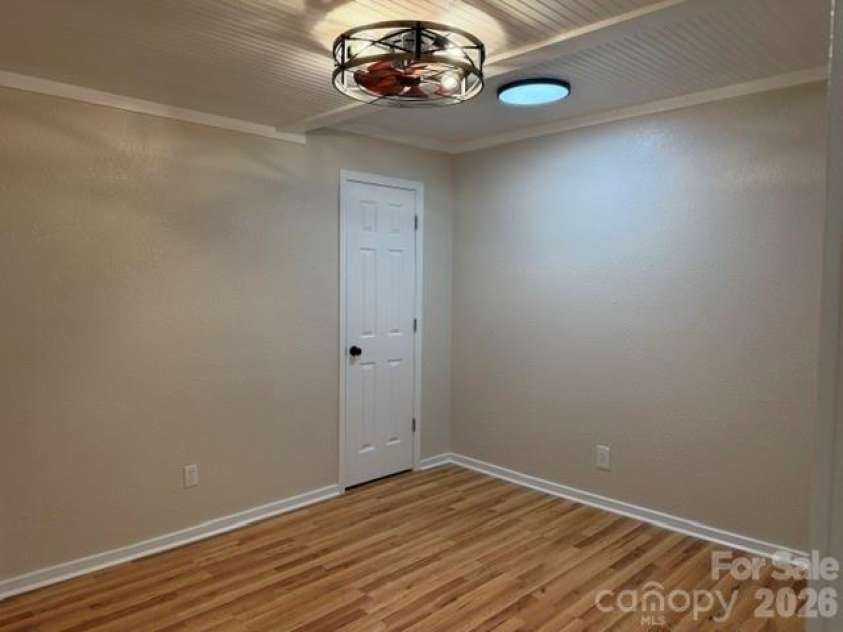 299 US 221 Highway, Marion, NC 28752.  MLS# CAR4408802, YatesRealty ID 40357. 