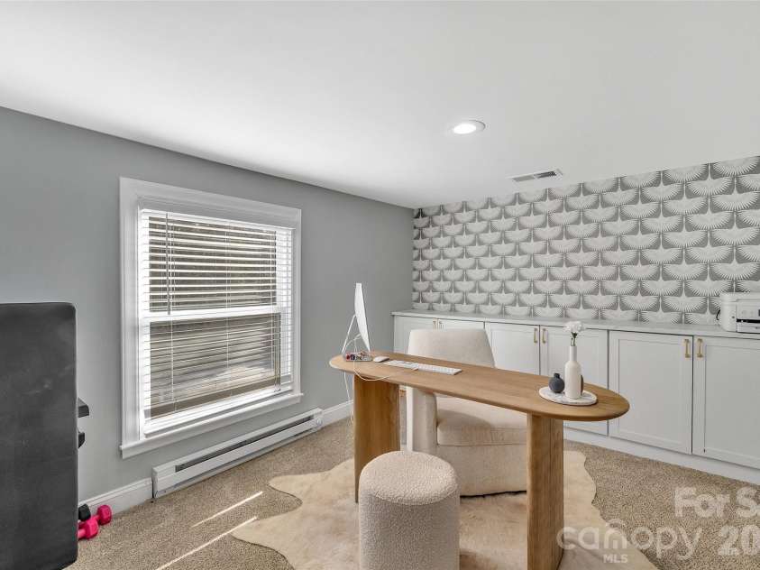 3433 Grey Road, Davidson, NC 28036.  MLS# CAR4404726, YatesRealty ID 40358. 