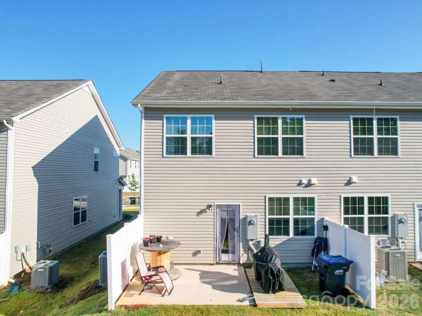 13111 Cottage Crest Lane, Charlotte, NC 28273.  MLS# CAR4342333, YatesRealty ID 4036. 