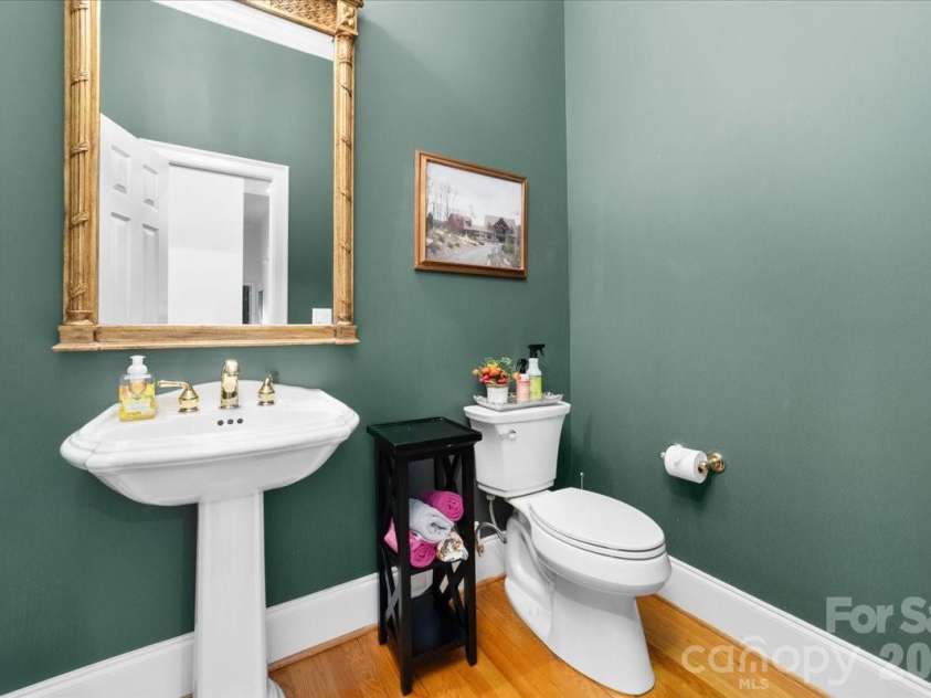 9128 Shorewood Place, Belmont, NC 29012.  MLS# CAR4380728, YatesRealty ID 40360. 