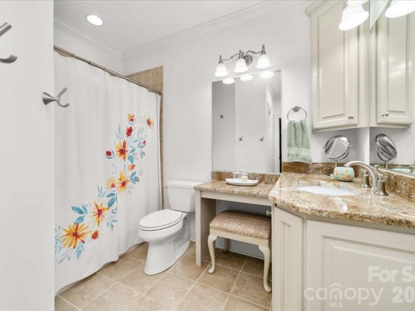 9128 Shorewood Place, Belmont, NC 29012.  MLS# CAR4380728, YatesRealty ID 40360. 