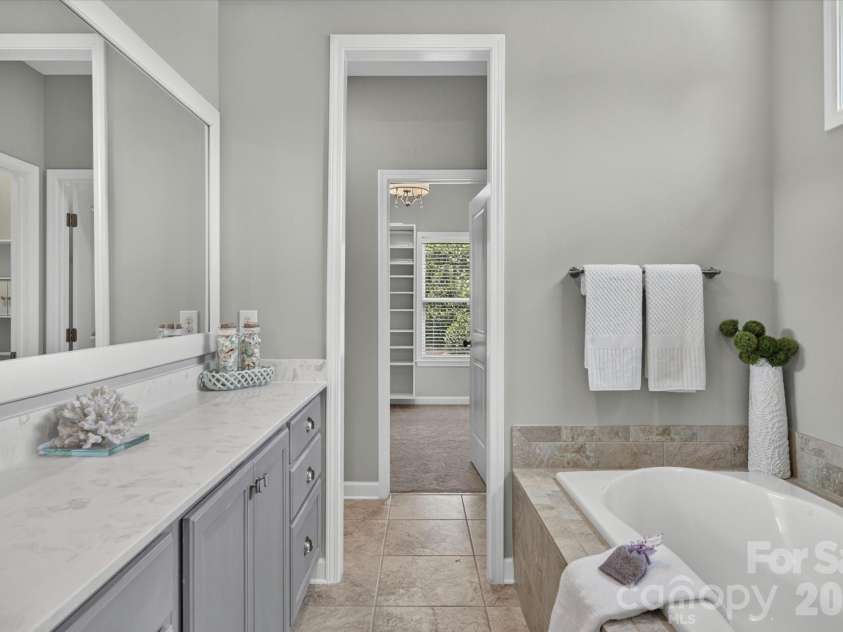 1348 Shinnecock Lane, Fort Mill, SC 29707.  MLS# CAR4397330, YatesRealty ID 40362. 