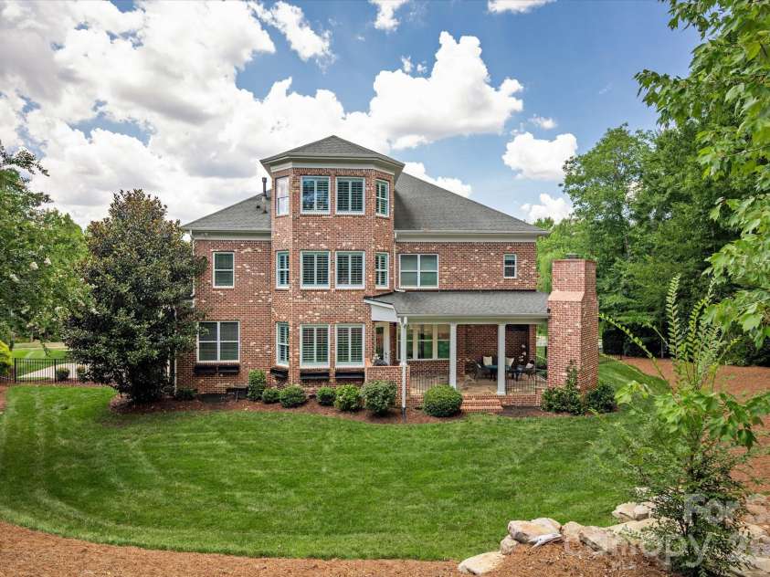 1348 Shinnecock Lane, Fort Mill, SC 29707.  MLS# CAR4397330, YatesRealty ID 40362. Private backyard