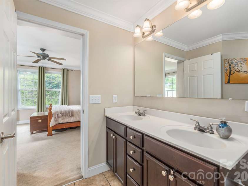 10 Rolling Acres Drive, Weaverville, NC 28787.  MLS# CAR4408170, YatesRealty ID 40363. Double sink vanity