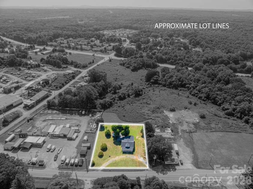 1719 Lafayette Street, Shelby, NC 28152.  MLS# CAR4405436, YatesRealty ID 40365. 