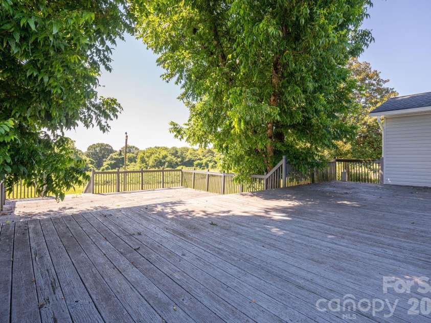 1719 Lafayette Street, Shelby, NC 28152.  MLS# CAR4405436, YatesRealty ID 40365. 
