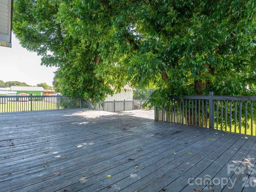 1719 Lafayette Street, Shelby, NC 28152.  MLS# CAR4405436, YatesRealty ID 40365. 