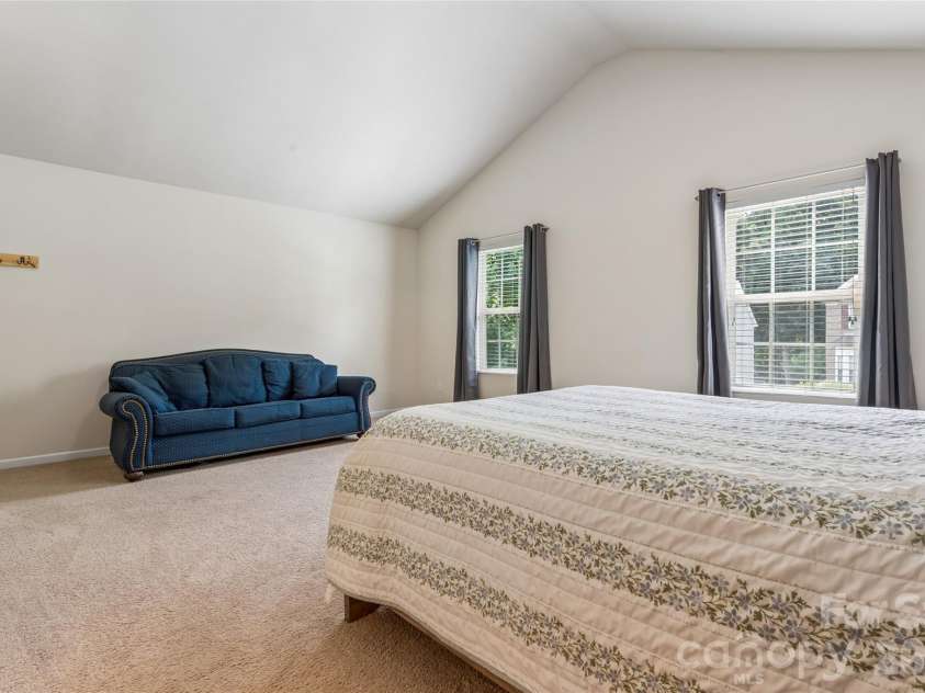 8402 Bampton Drive, Concord, NC 28027.  MLS# CAR4408985, YatesRealty ID 40366. 