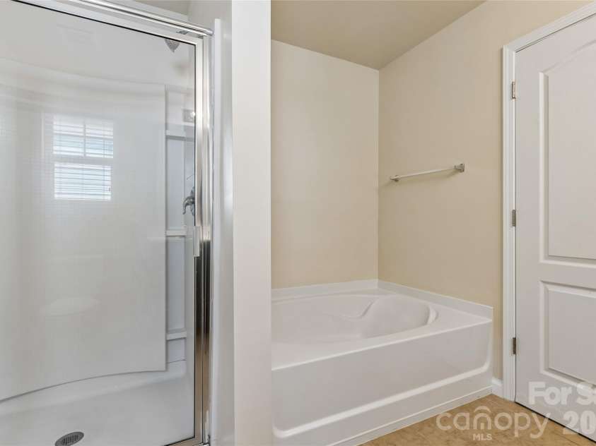 8402 Bampton Drive, Concord, NC 28027.  MLS# CAR4408985, YatesRealty ID 40366. 