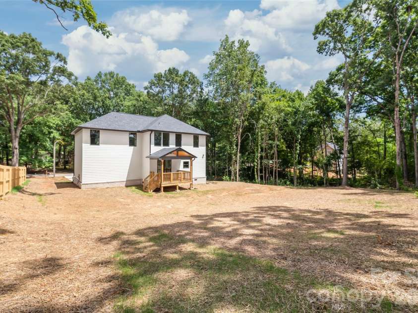 112 Cherokee Lane, Indian Trail, NC 28079.  MLS# CAR4407571, YatesRealty ID 40367. 