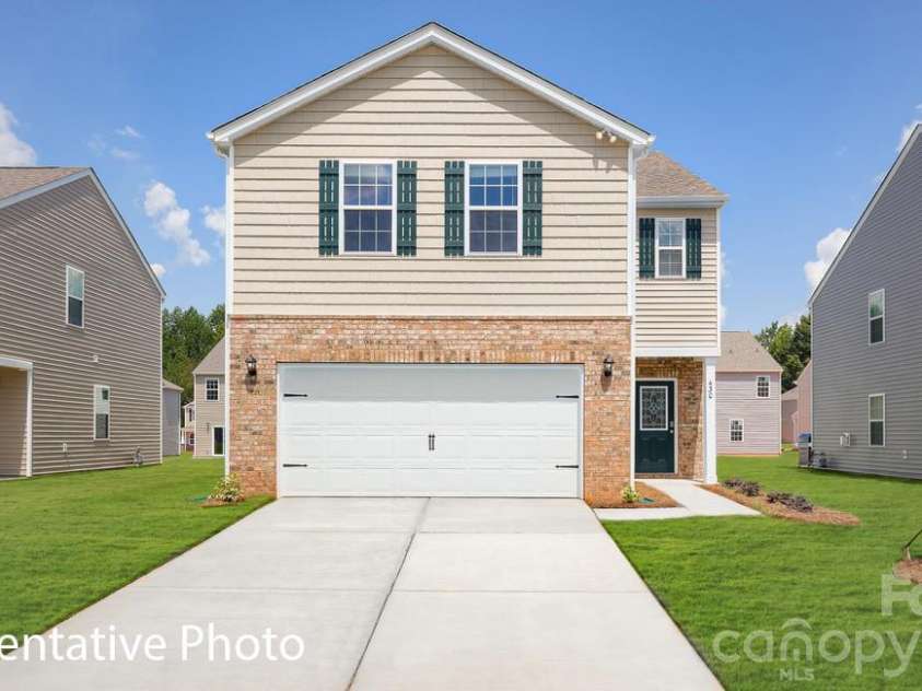 2833 Frances View Lane, Lincolnton, NC 28092.  MLS# CAR4387060, YatesRealty ID 40369. 