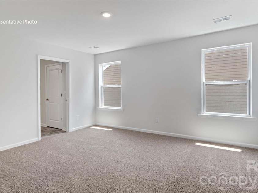 2833 Frances View Lane, Lincolnton, NC 28092.  MLS# CAR4387060, YatesRealty ID 40369. 