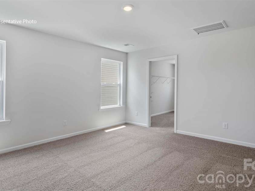 2833 Frances View Lane, Lincolnton, NC 28092.  MLS# CAR4387060, YatesRealty ID 40369. 