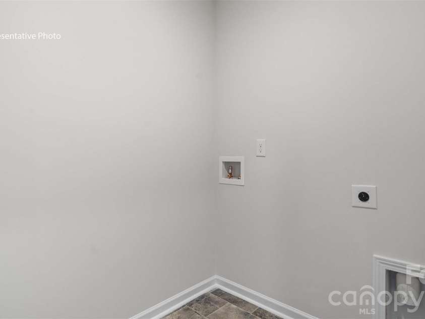 2833 Frances View Lane, Lincolnton, NC 28092.  MLS# CAR4387060, YatesRealty ID 40369. 