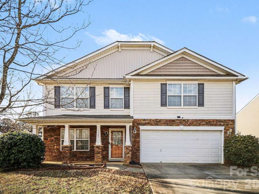 1103 Keener Creek Road, Charlotte, NC 28216.  MLS# CAR4342947, YatesRealty ID 4037. 