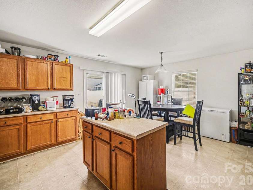 1103 Keener Creek Road, Charlotte, NC 28216.  MLS# CAR4342947, YatesRealty ID 4037. 