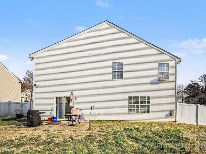 1103 Keener Creek Road, Charlotte, NC 28216.  MLS# CAR4342947, YatesRealty ID 4037. 